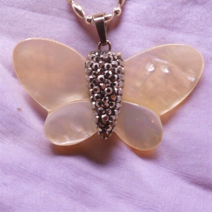 Collier Nacre Papillon