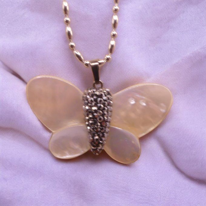 Collier Nacre Papillon